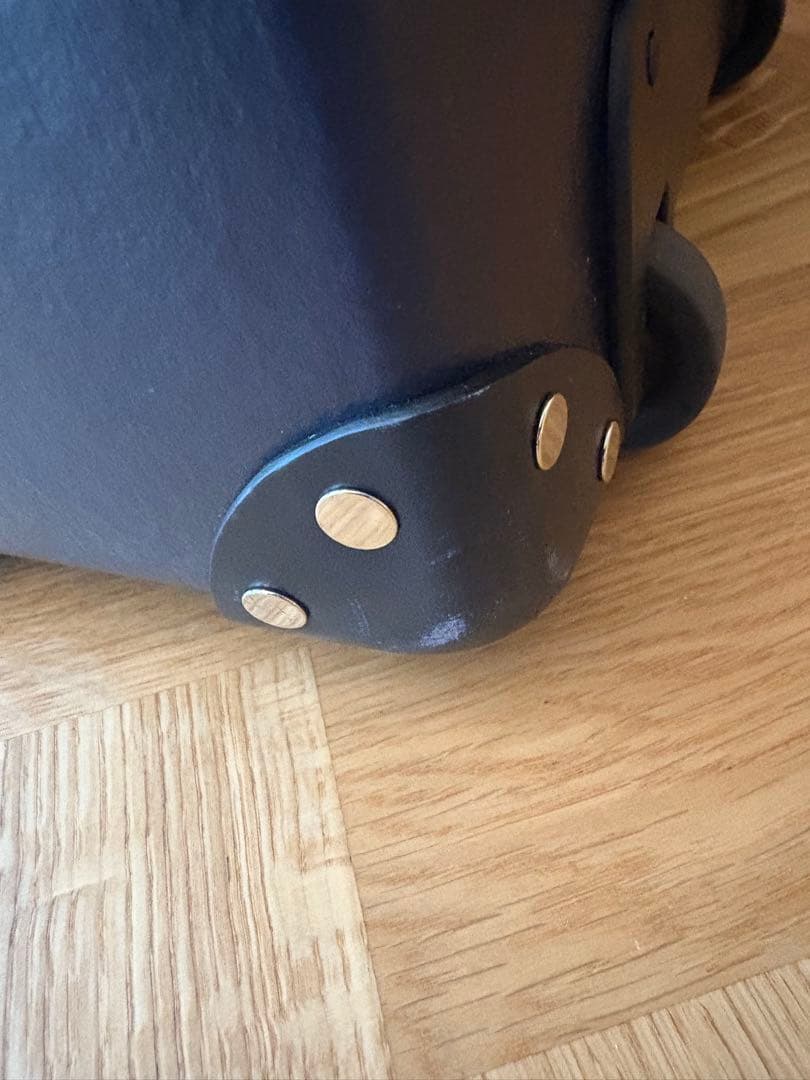 【再度お値下げ・美品】グローブトロッターネイビー2輪