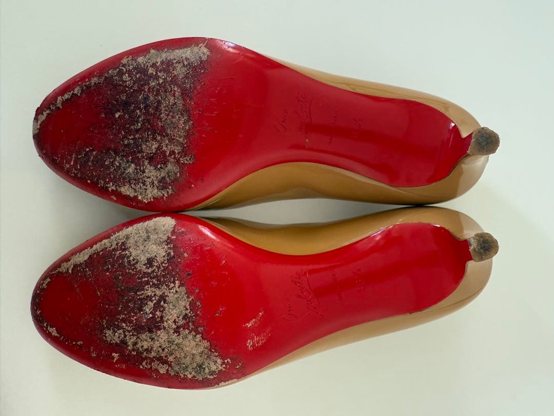 Christian Louboutin ベージュ ハイヒール　36.5