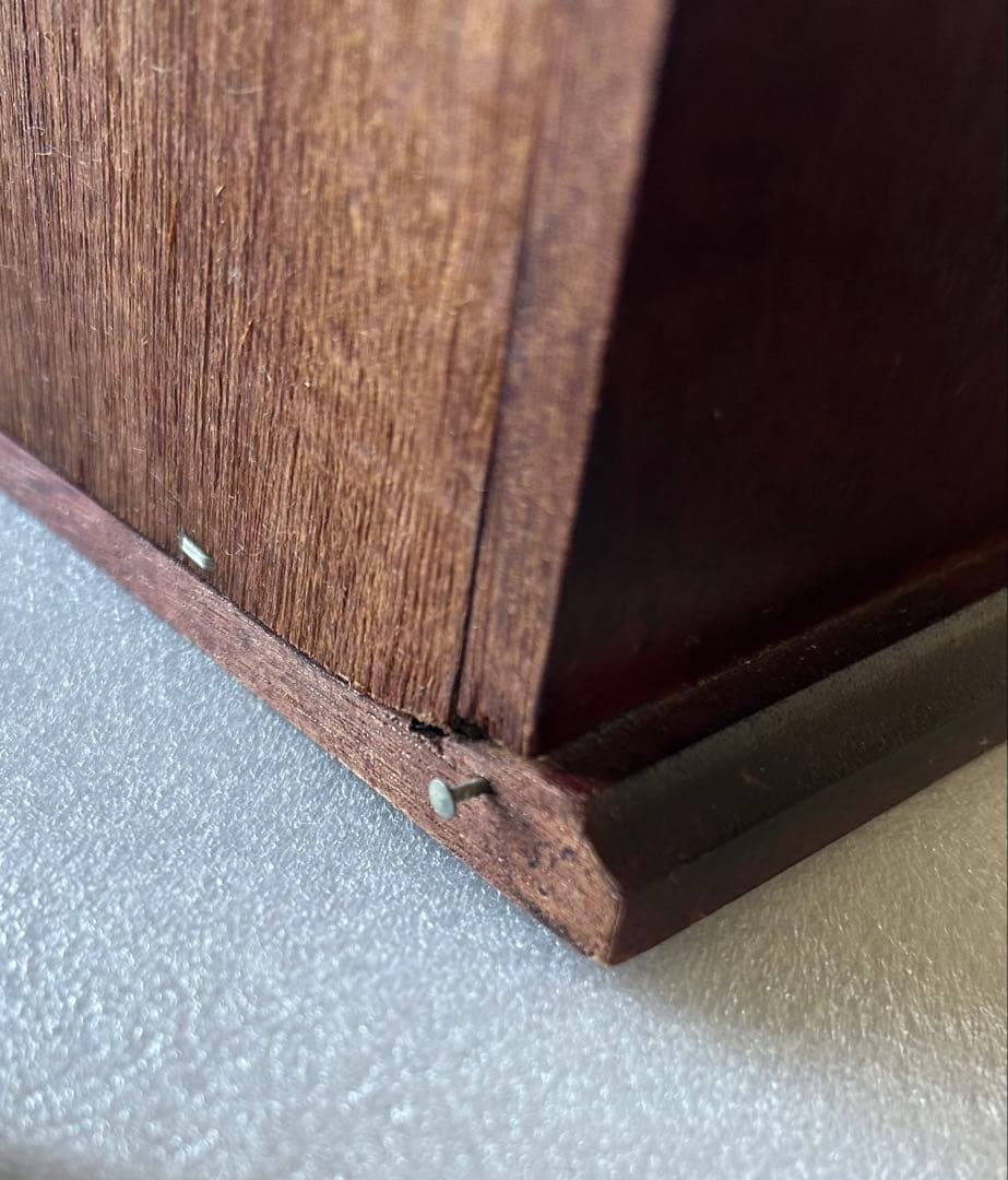 ロイヤルアルバート　フラワーオブザマンス　ティーカップボード　ディスプレイ棚