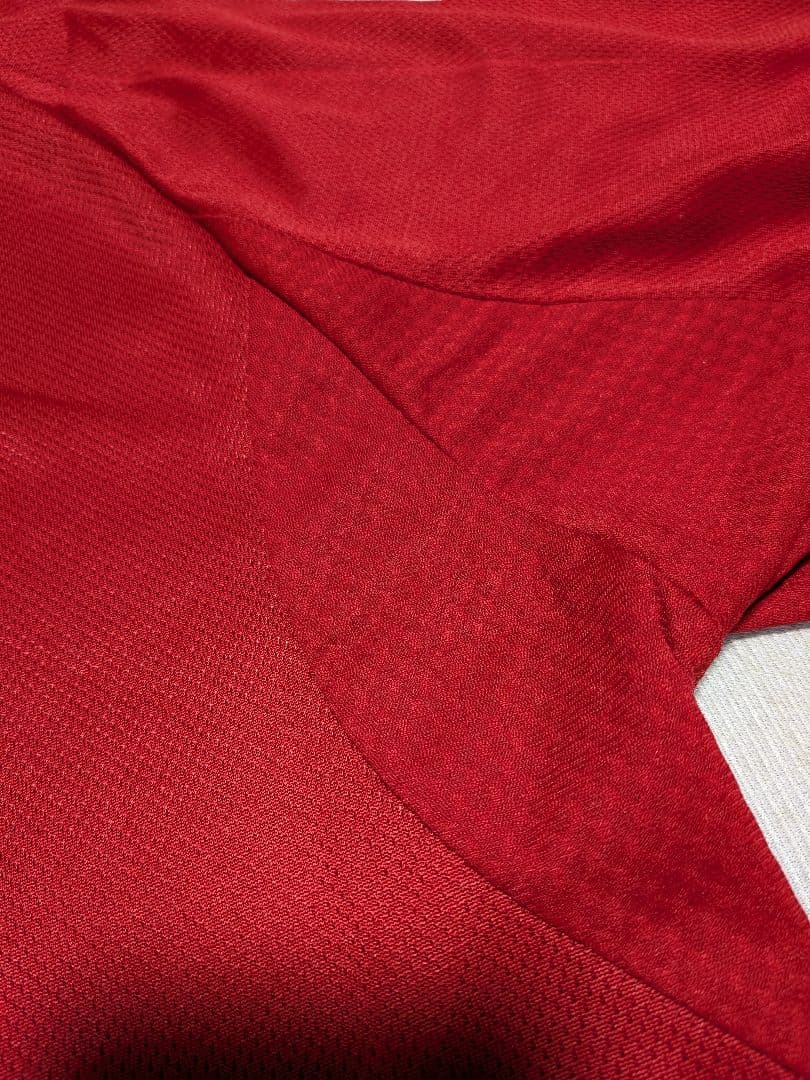 リバプール　ヴィルツ　ユニフォーム