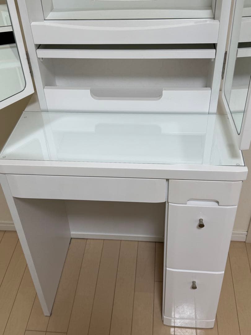 【送料込】NITORI ホワイトドレッサー・鏡台 三面鏡　椅子別売り