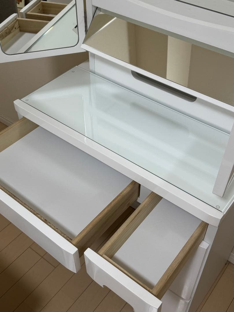 【送料込】NITORI ホワイトドレッサー・鏡台 三面鏡　椅子別売り