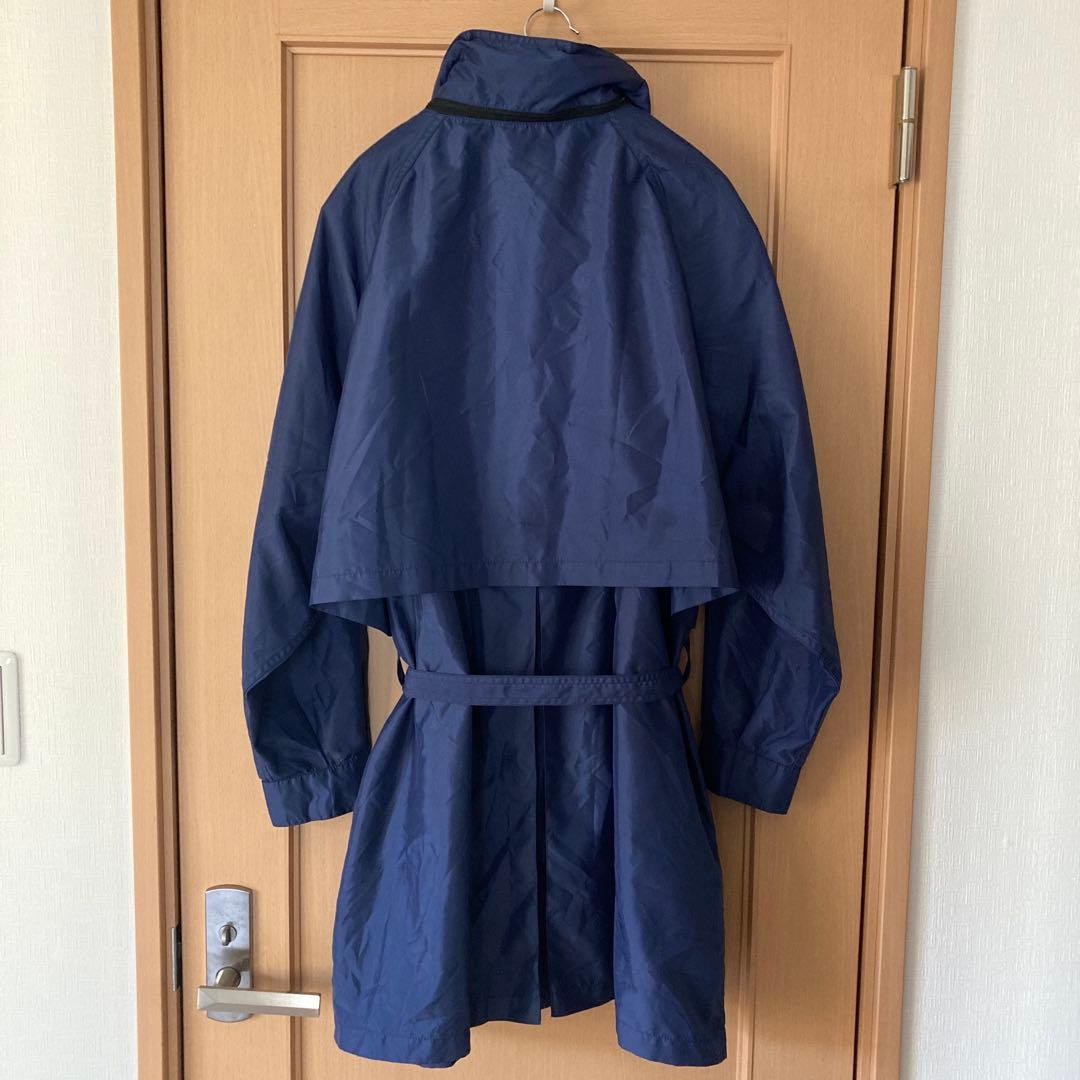 フェラガモ　ネイビー パッカブル　レインコート ベルト付きステンカラーコート