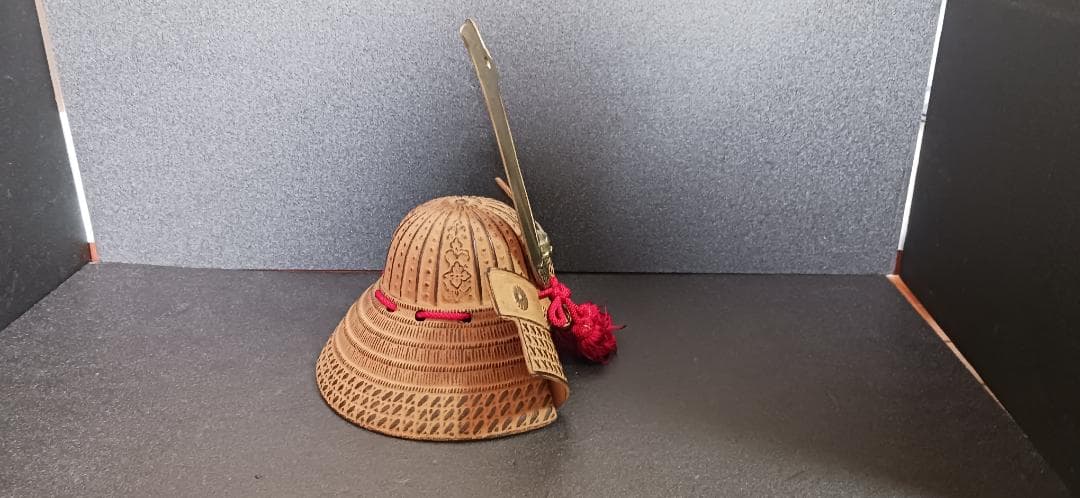 【希少品】　高岡　金次銅器製　出世兜　兜　金属工芸 鉄製 鋳物　端午の節句　置物