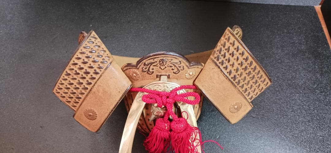 【希少品】　高岡　金次銅器製　出世兜　兜　金属工芸 鉄製 鋳物　端午の節句　置物