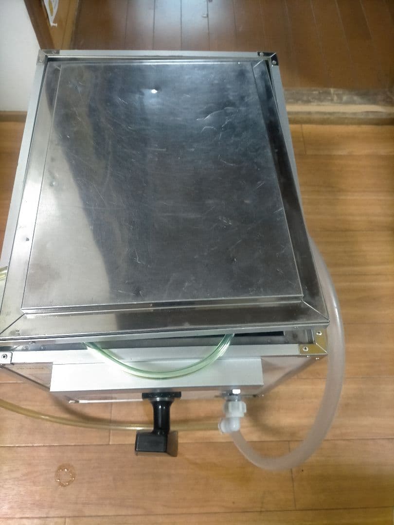 キリンサーバー 冷却氷式付きコンセント不要) 減圧弁洗浄タンク全部1式揃ってます