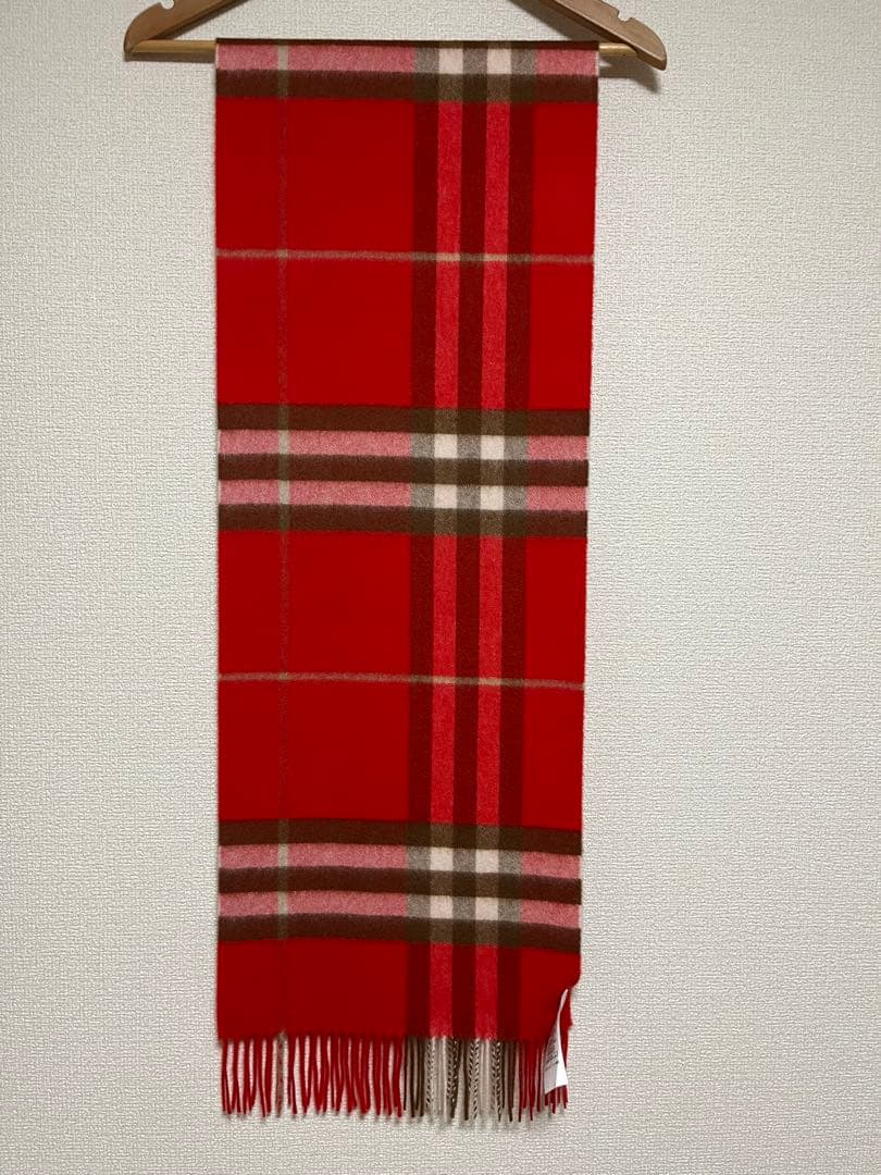 BURBERRY　バーバリー　マフラー　カシミア100％　ほぼ未使用品　赤系