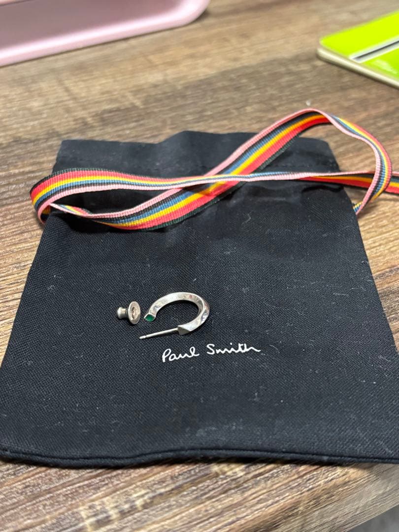 ポールスミス　シングルピアス