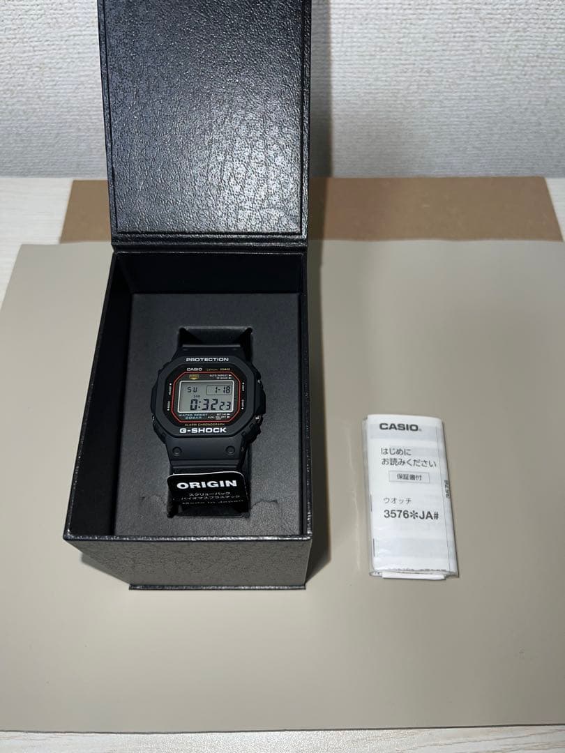 G-SHOCK 初代復刻モデル DW-5000R-1AJF
