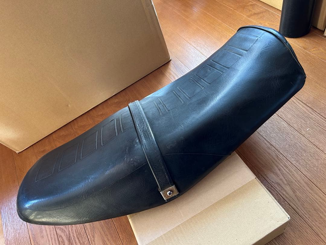 ヤマハ RZ250 純正シート 中古品 RZ350