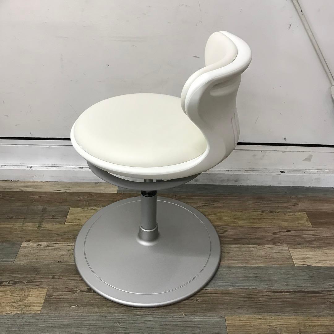 【展示品】オカムラ　患者用チェア　WSスツール　ホワイト　回転椅子　昇降