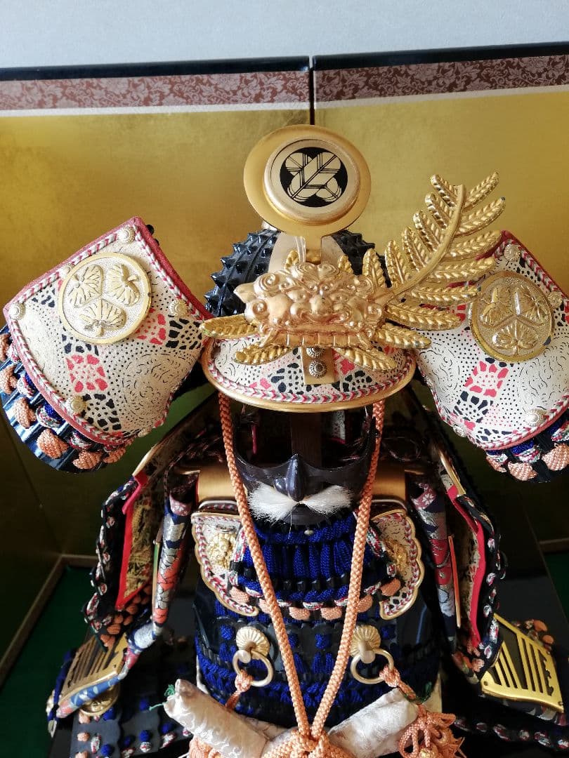 ❮秀月❯ 徳川家康公五月人形 鎧兜飾りセット(分割1/2)