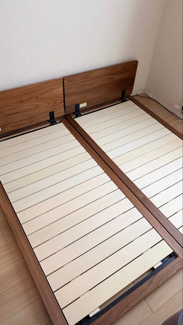 ［値下げ］ヘッドボード無し 無印 ベッドフレーム ウォールナット シングル 2個