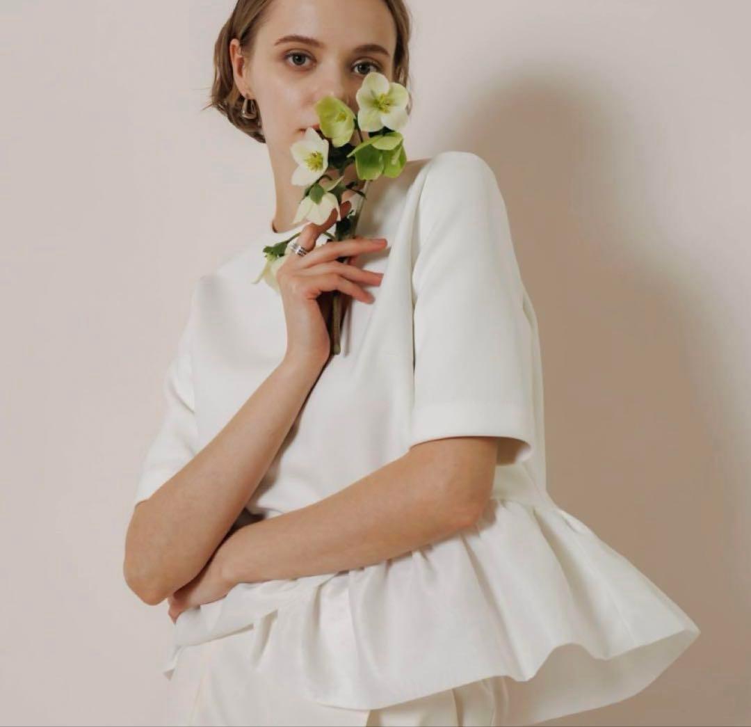 heve PEONY ペプラムブラウス