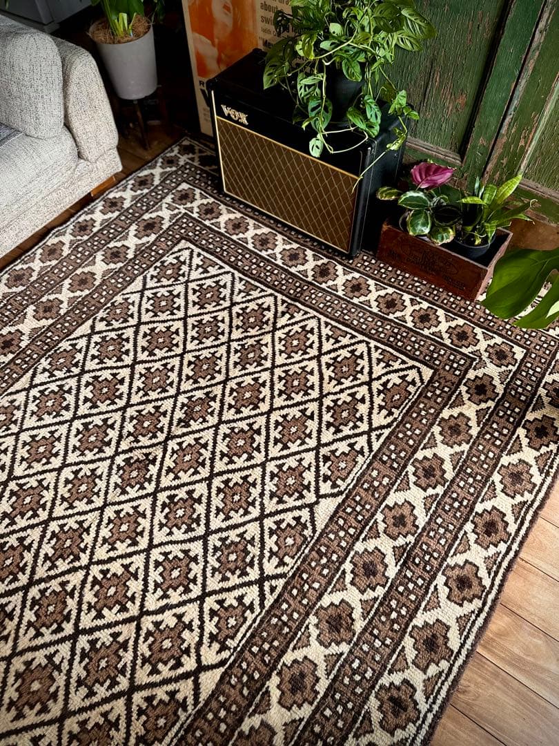 トライバルラグ　ヴィンテージラグ　タイマニ　バルーチ　プリミティブアート　美品