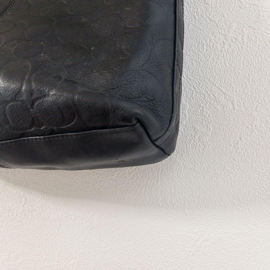 COACH ブラック レザー メッセンジャーバッグ　エンボス　本革　ショルダー