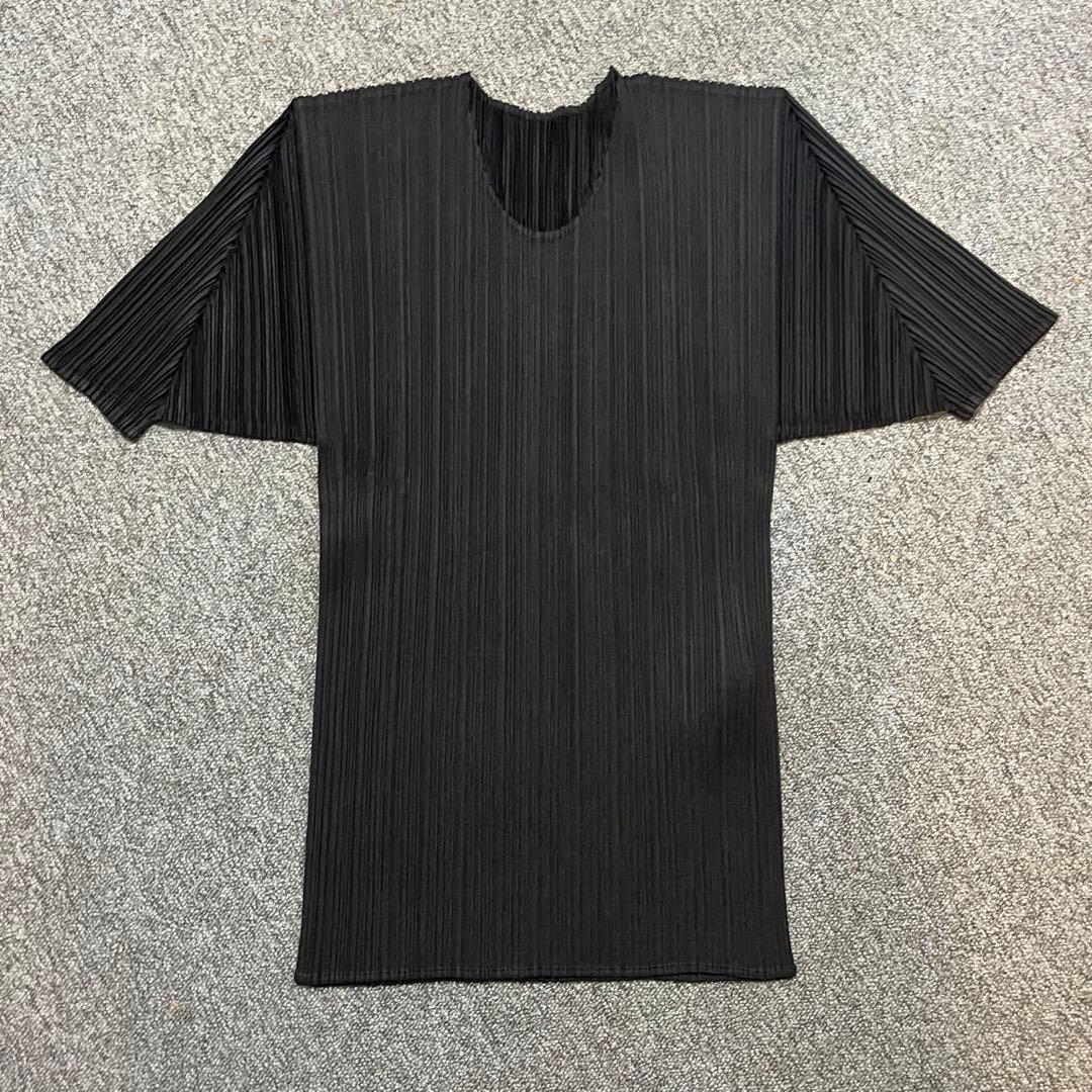 PLEATS PLEASE プリーツプリーズ　半袖　カットソー　Tシャツ