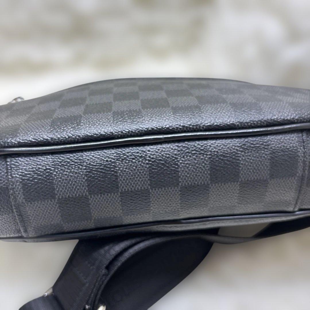 【超極美品】ルイヴィトン ボディバッグ ダミエ　アンブレール N41289