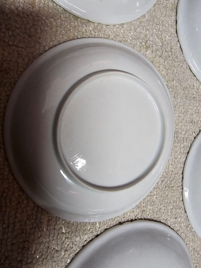 中国古美術 蔵出し品 新渡品 陽刻染付昆虫文皿 薄手 貴重な5枚組