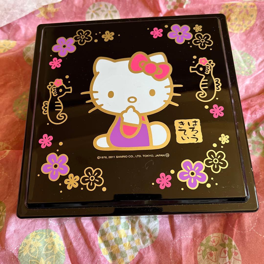 キティちゃんタツ重箱