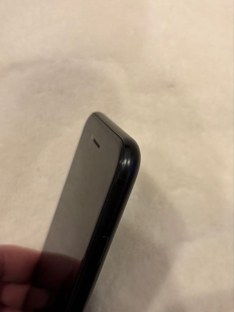 Apple iPhone SE 第2世代　64GB ジャンク品