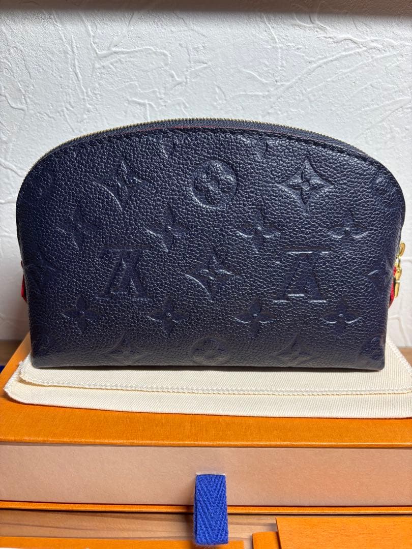 ルイヴィトン　コスメポーチ