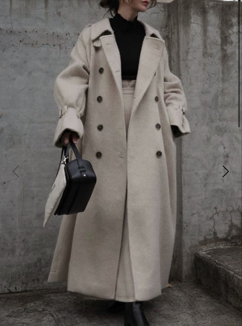 【期間限定値下げ❗️】ウィルフリー　シャギーボリュームスリーブトレンチロングコート