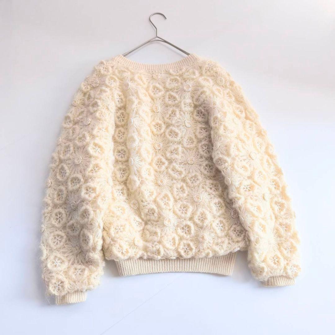 立体刺繍　ヴィンテージ　花柄　オフホワイト　ハンドニット　フラワー編み C2