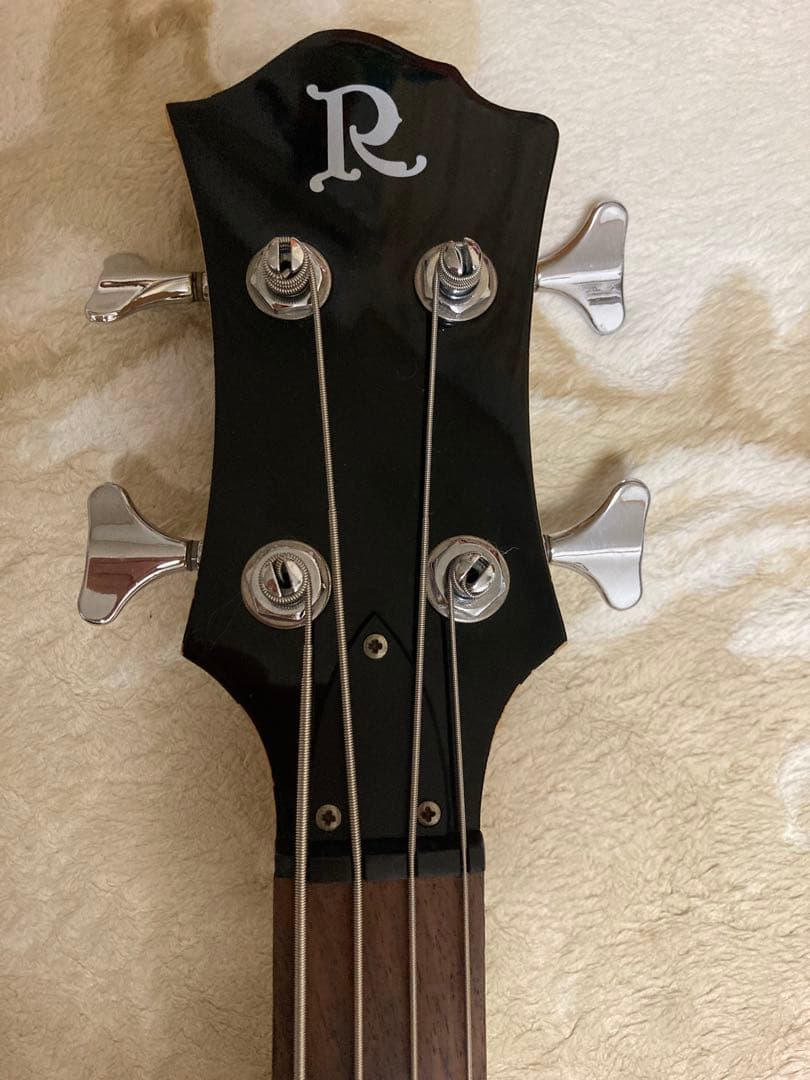 B.C. Rich モッキンバード 変形 エレキベース