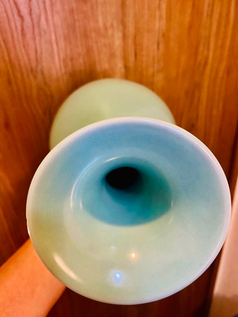 中国明代龍泉窑玉壶春瓶、箱付き、サイズ高さ約31cm径17cm口10cm