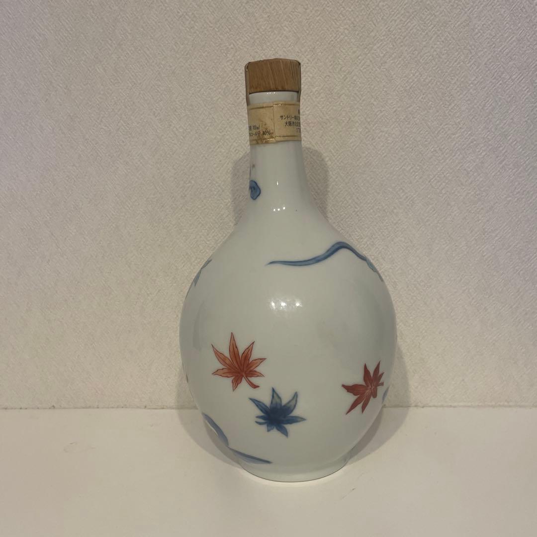 有田焼　染錦菊水文