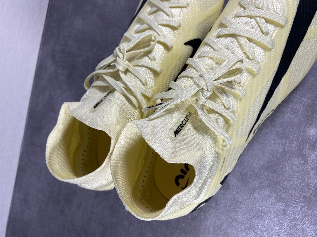ナイキ AIR ZOOM MERCURIAL SUPERFLY 9 ELITE