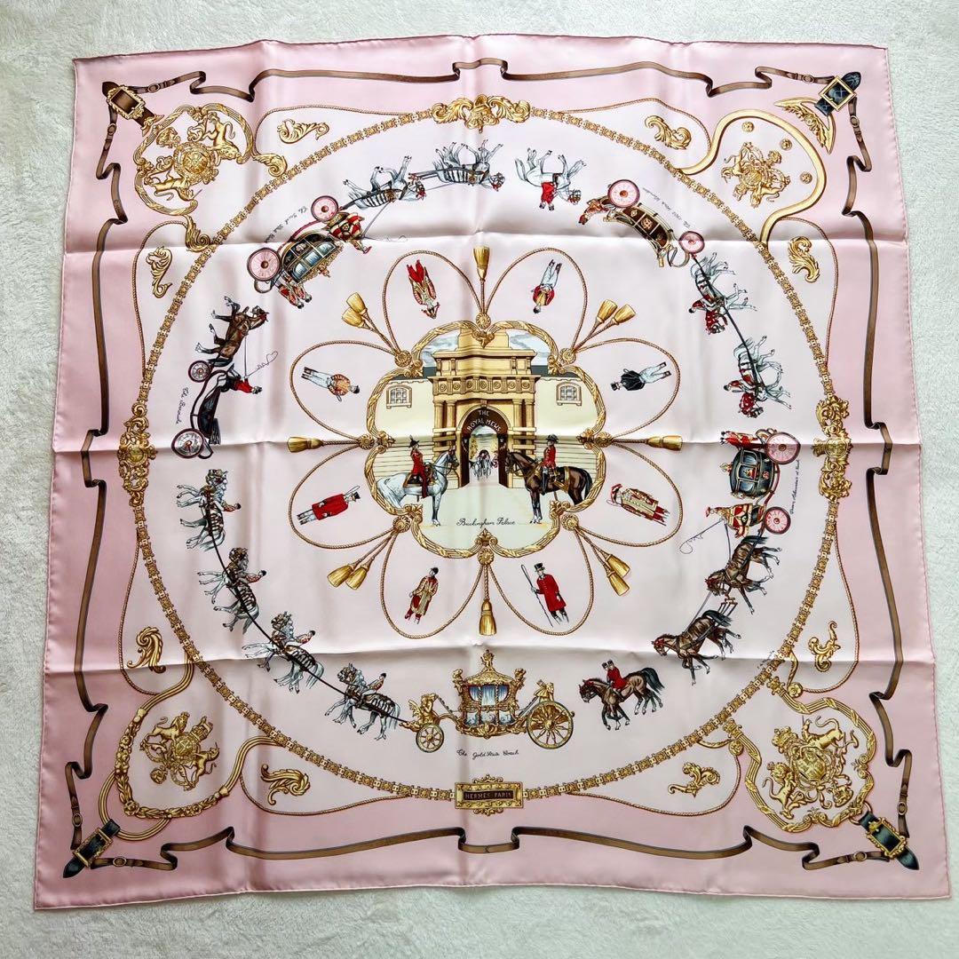 エルメス HERMES カレ90 英国王室の馬小屋　THE  MEWS