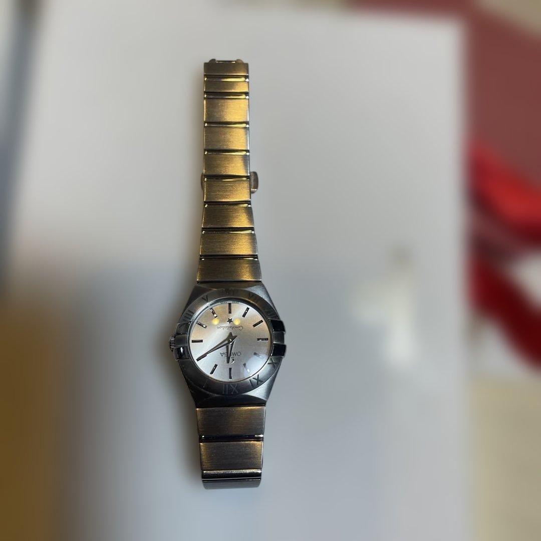 シルバー ステンレススチール クォーツ腕時計