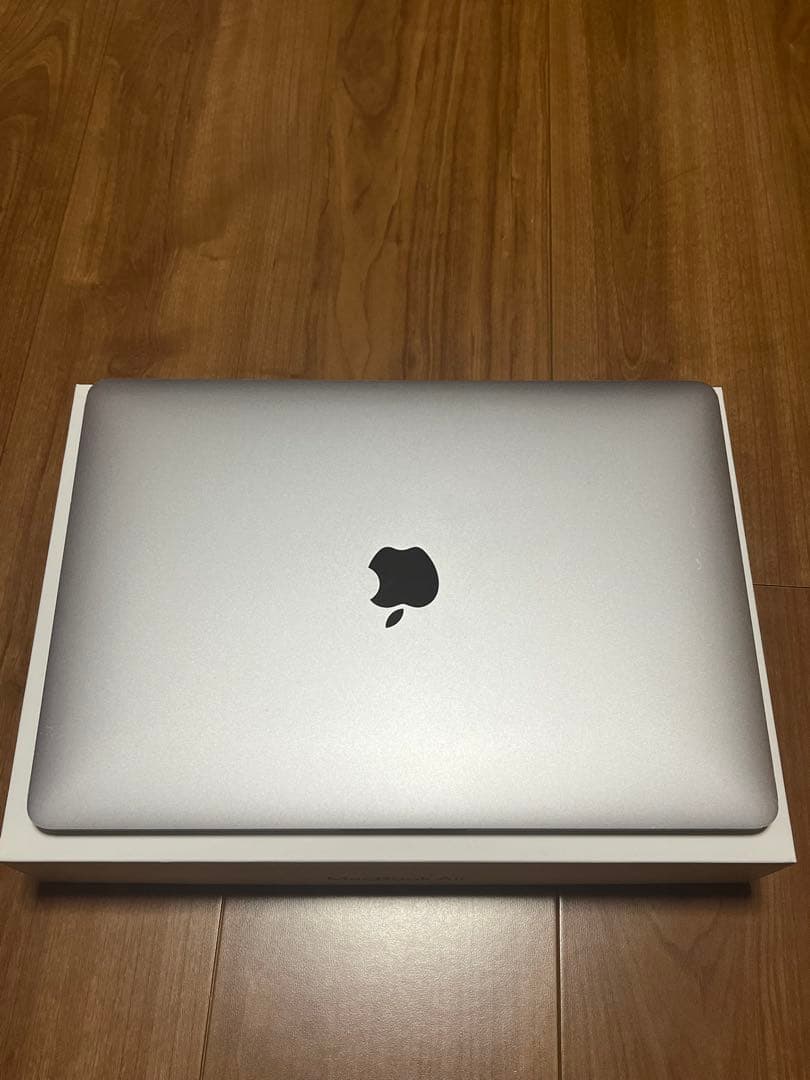 MacBook Air 13inch スペースグレー