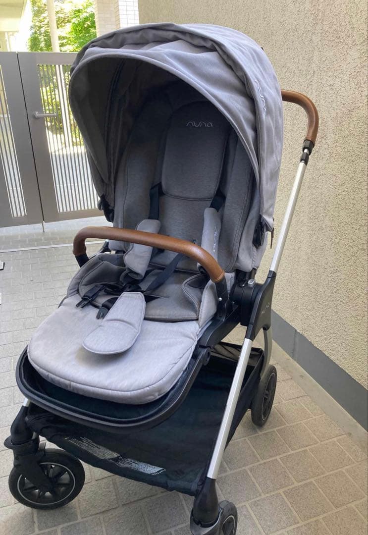 nuna ヌナ　ベビーカー　トリヴ　TRIV