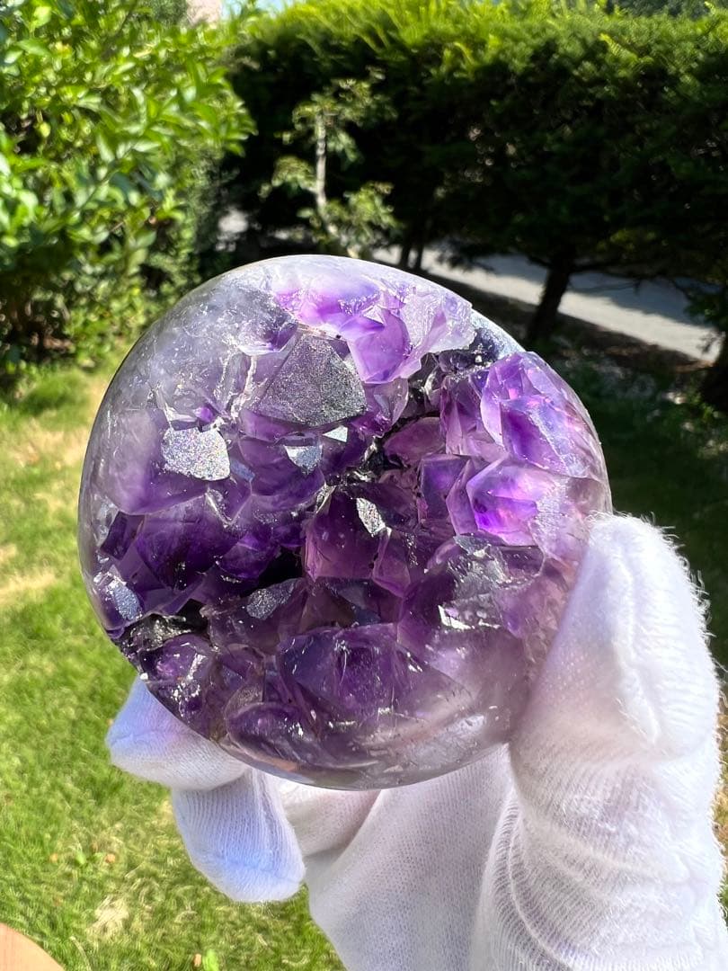 256 アメジストクラスター　丸玉（開口笑）サイズ68mm