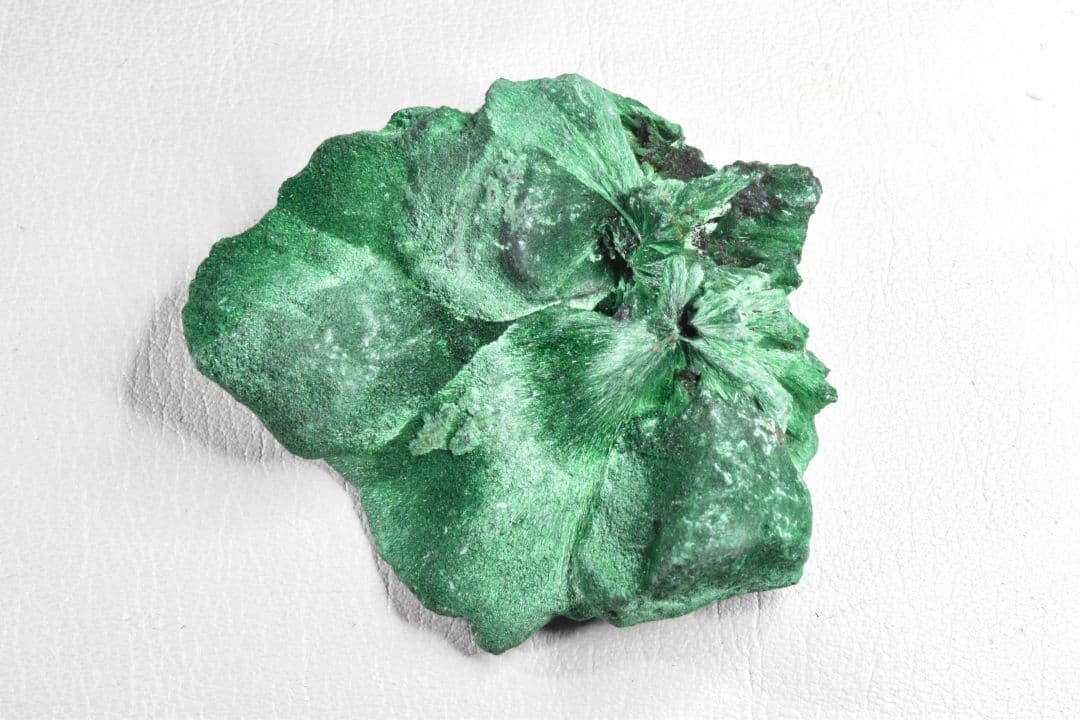 コンゴ産 ベルベットマラカイト原石