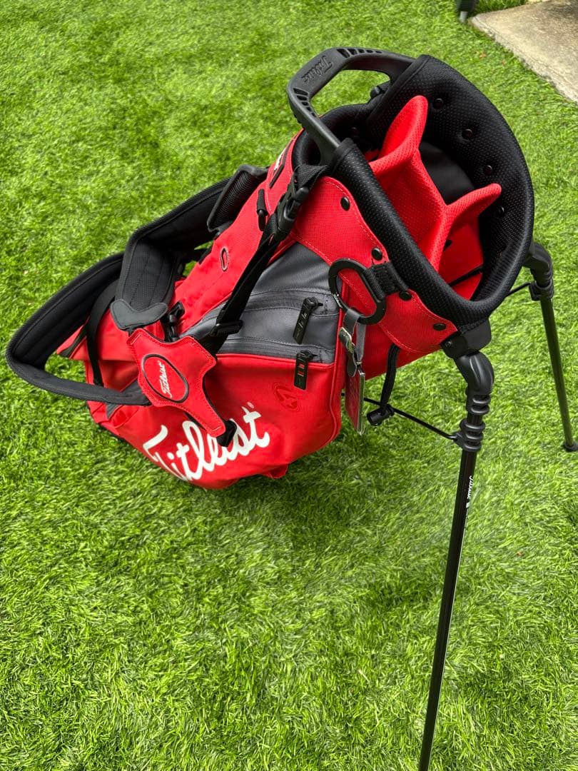 Titleist スタンドゴルフバッグ 赤 8.5型