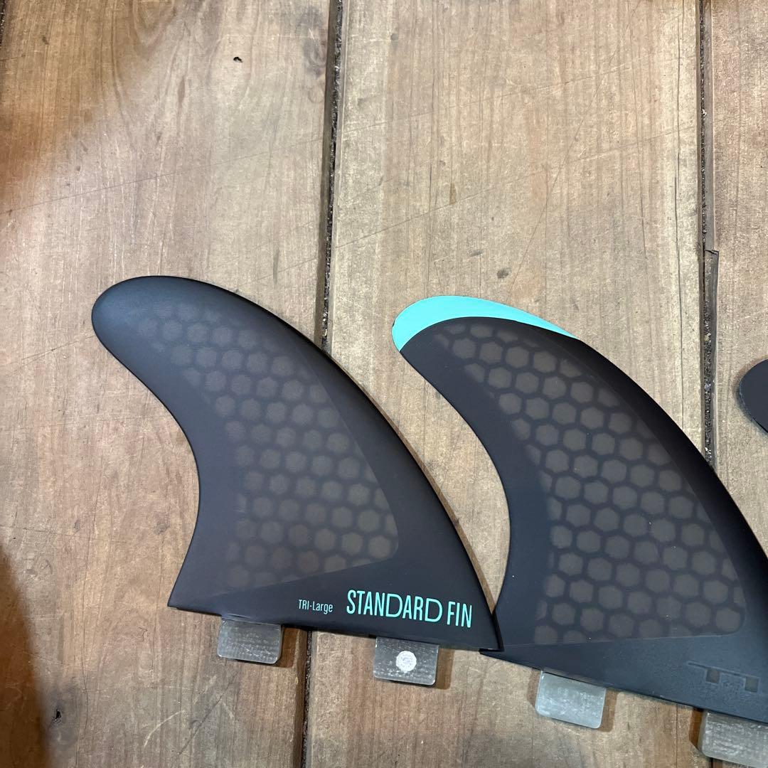 STANDARD FIN 3枚セット LARGEサイズ　箱無し　トライフィン
