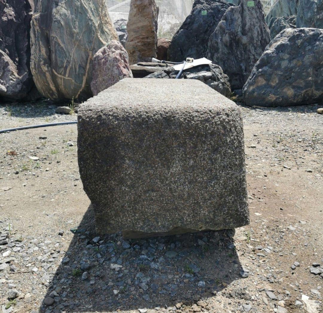 沓脱石　378キロ　庭石　石　石材　庭 坪庭　ガーデニング　置物　オブジェ
