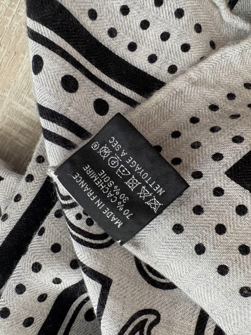 良品　エルメス　20AW LES CLES　レクレ バンダナ カレジェアン140