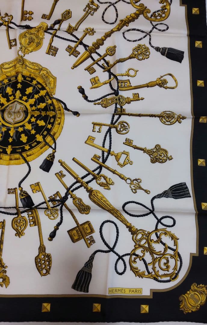 HERMES※カレ90LESCLES鍵モチーフブラック シルクスカーフ