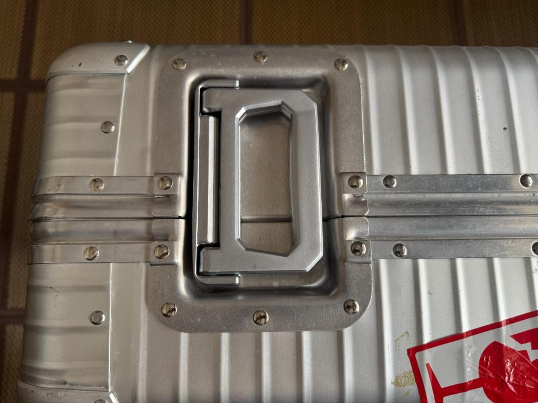 大幅値下・廃番青ロゴ・希少トップハンドルモデル・RIMOWA （98〜100L）