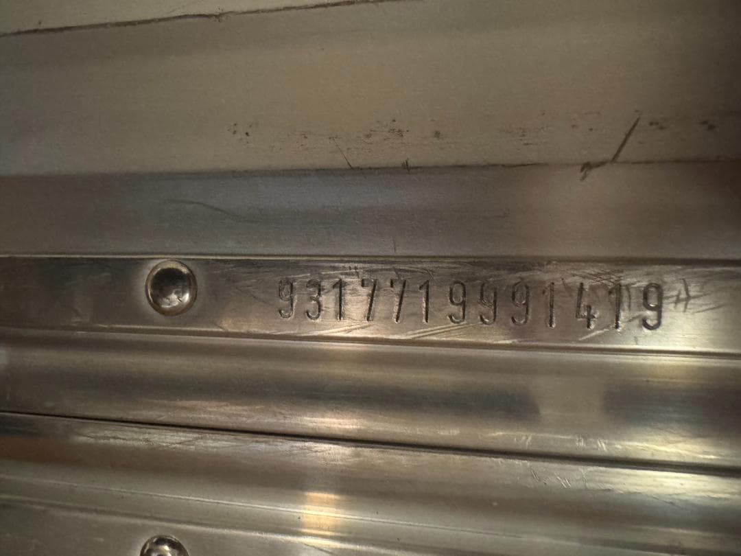 大幅値下・廃番青ロゴ・希少トップハンドルモデル・RIMOWA （98〜100L）