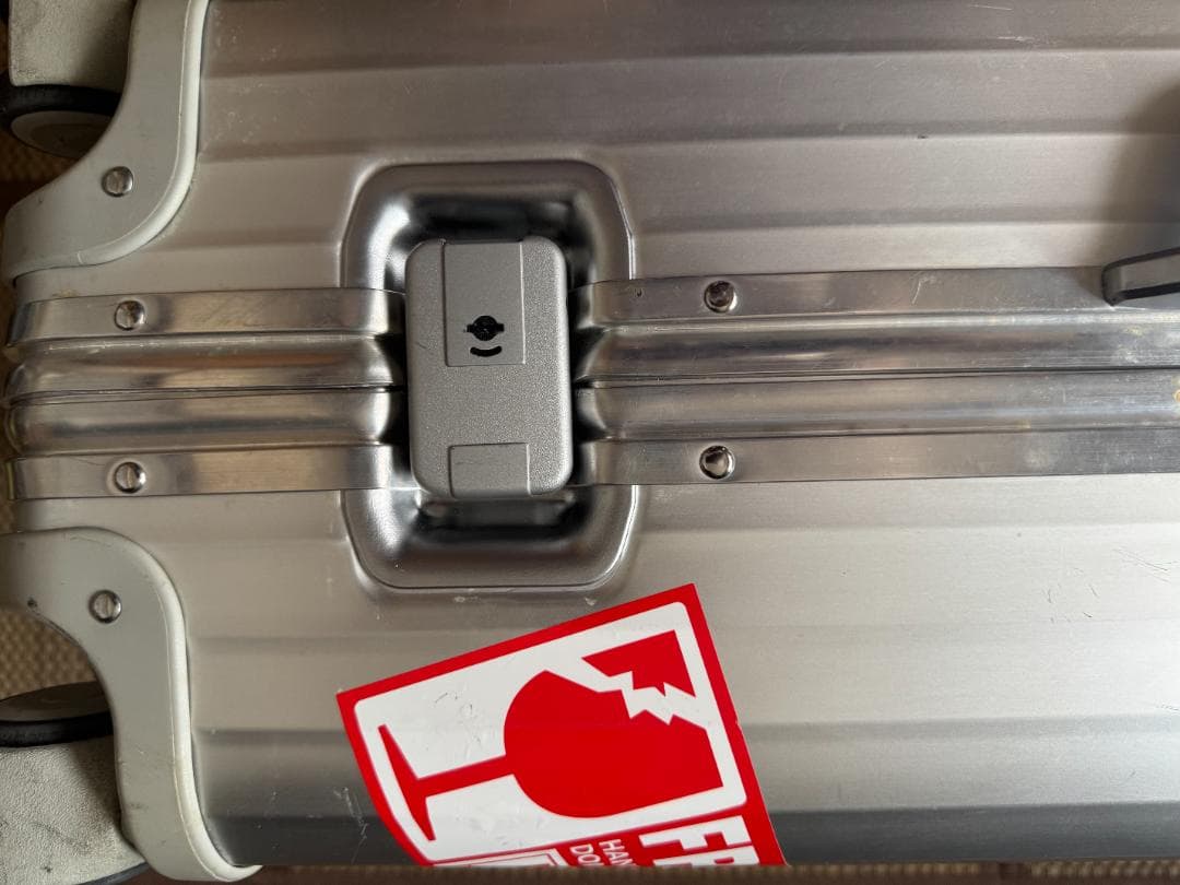 大幅値下・廃番青ロゴ・希少トップハンドルモデル・RIMOWA （98〜100L）