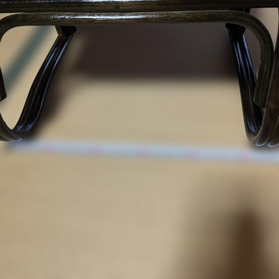 紫色と金色の模様の座椅子