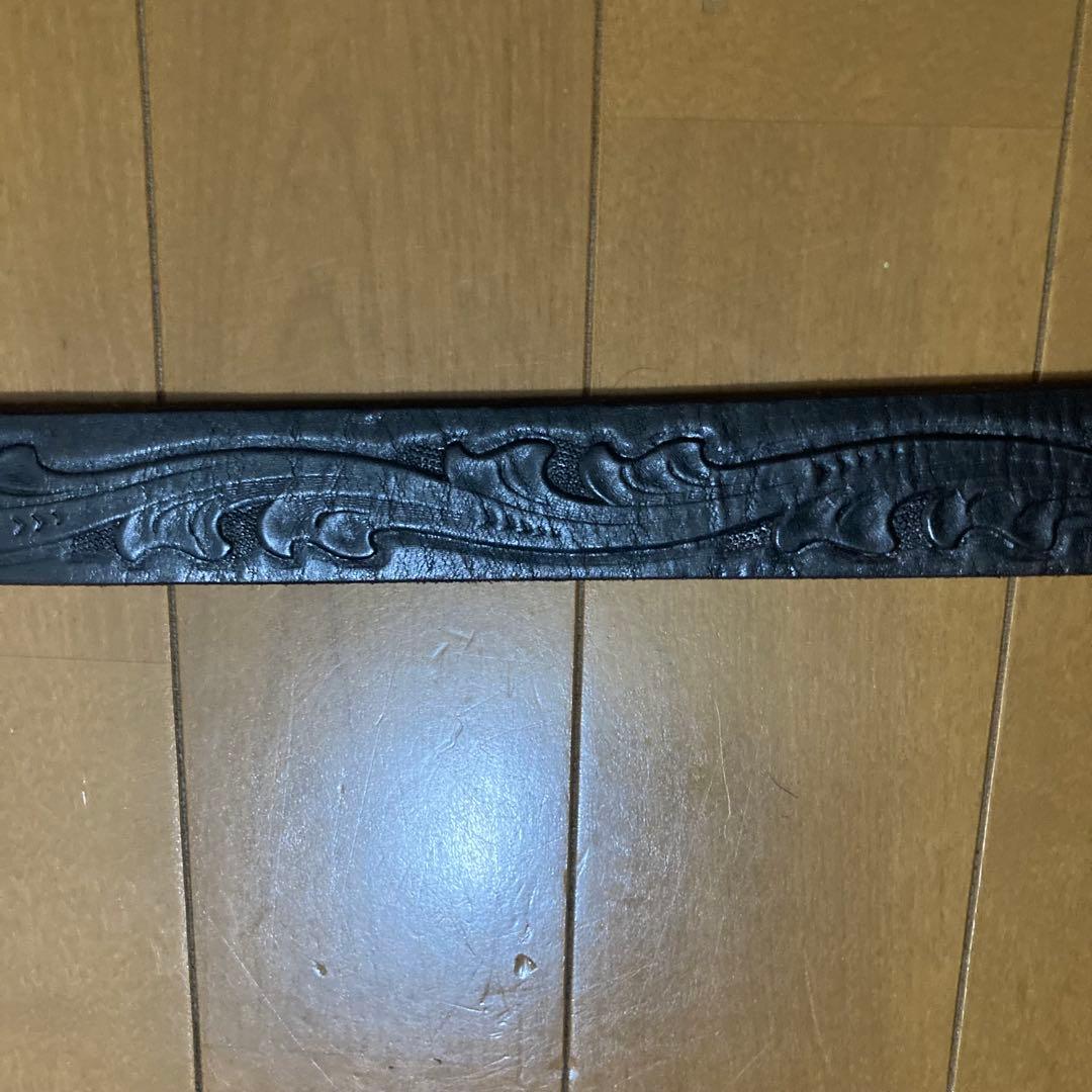 34 エンボス　ターコイズ　htc