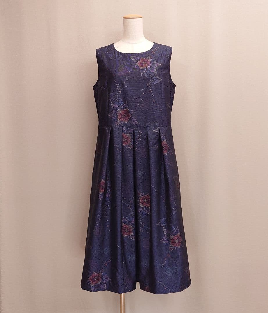 着物リメイク パイピングカラーのジャケットとプリーツワンピース