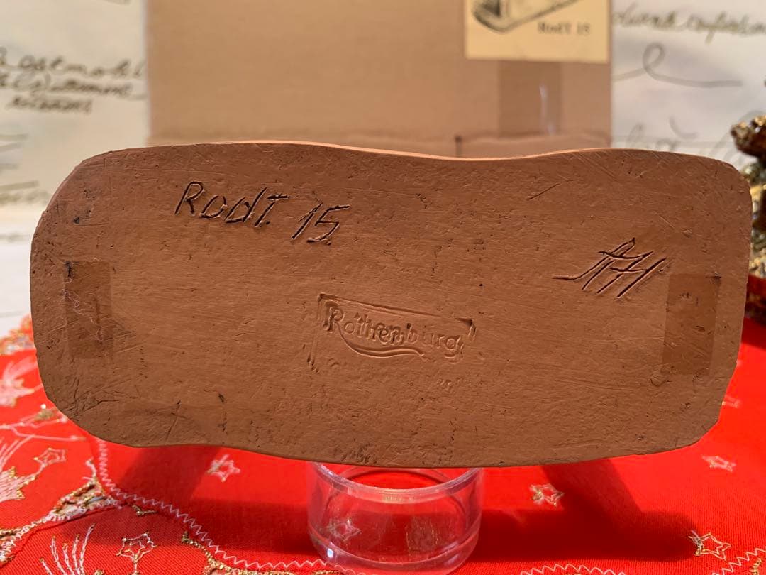 ドイツ製　置物　レアな未使用品の陶器の時計台の置物！これ一つで街並み完成！